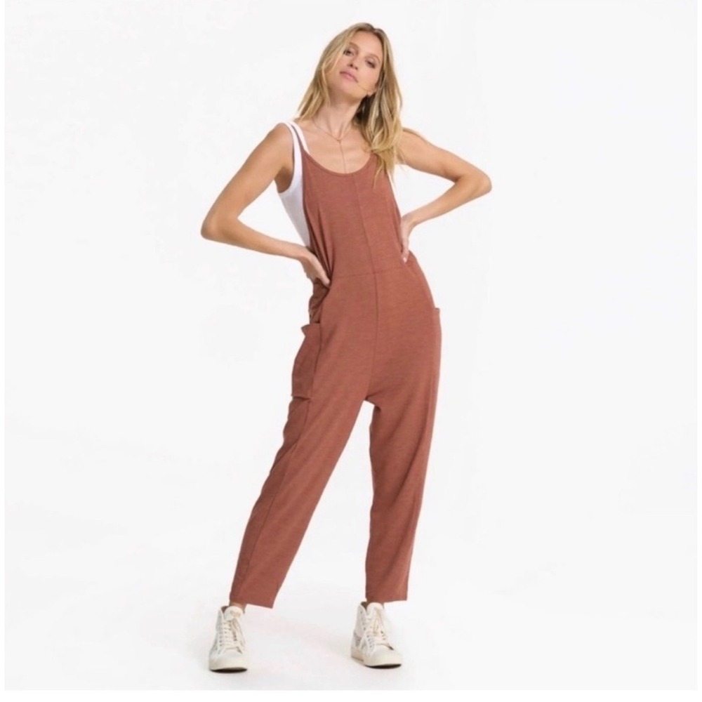 Vuori | Breezy Jumpsuit Large Copper VW4006 Performance Stretch Pockets